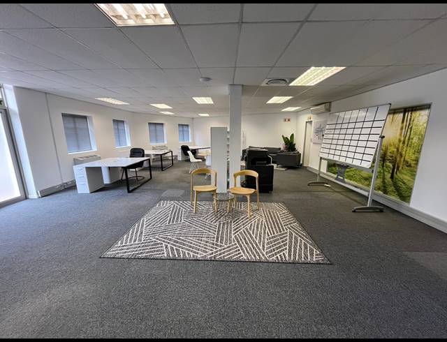 186M² OFFICE TO LET IN CENTURY CITY